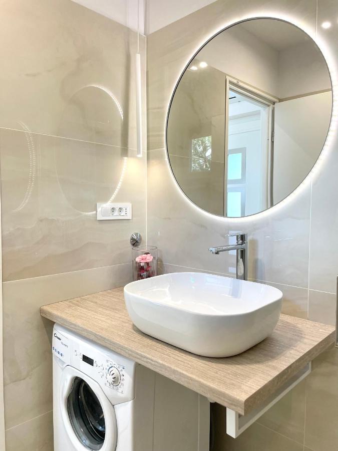 Apartment Vila ** 西尼卡 外观 照片