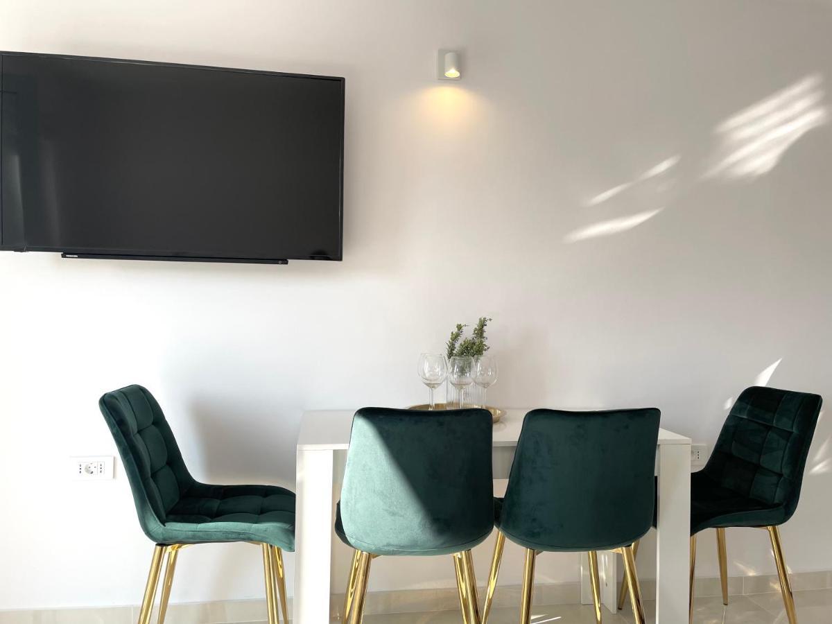 Apartment Vila ** 西尼卡 外观 照片