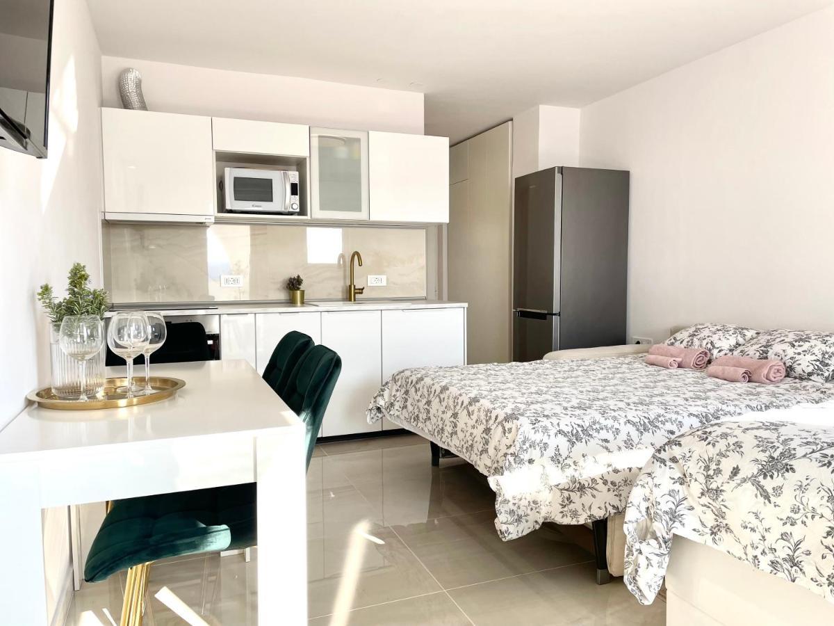Apartment Vila ** 西尼卡 外观 照片
